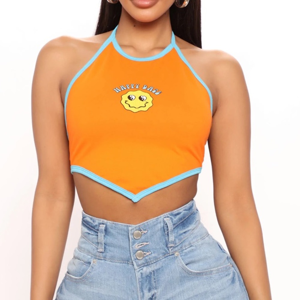 Fashion Nova Happy Daze Halter top Medium